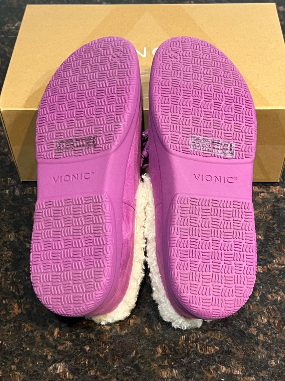 Vionic Women's Fuchsia Suede Slip-On Slippers with Sherpa - Size 10 - NWT - Picture 3 of 5